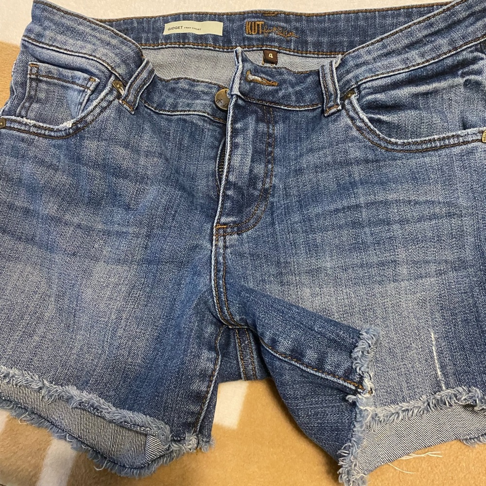 Kut from the  Kloth 4in inseem frayed denim shorts. Gently used